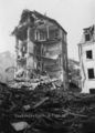 Aufnahme aus der Amalienstraße nach dem Luftangriff 8. auf 9. März 1943. Abschnitt zwischen <!--LINK'" 0:8--> und <!--LINK'" 0:9-->. Schwer beschädigte Nr. 45 samt Rückgebäude von der Hofseite aus. Heute Amalienstr. 45/47.Im Hintergrund zerstörte Ostseite von Nr. 41