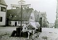 Am Vacher Markt 7 in <!--LINK'" 0:10--> sowie Brunnen und Tränktrog am <i>Plooz</i>, 1938