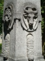 Evangelistenbrunnen im städtischen Friedhof, Stier = Lukas