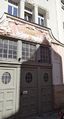 prachtvolle Jugendstil-Fassaden-Details von 1908 am Hauseingang <!--LINK'" 0:67--> im Mai 2020