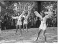 Tag der Arbeit 1937, die KdF-Betriebssportgruppe der Firma Schickedanz in der  heutigen <!--LINK'" 0:14--> bei einer sportlichen Vorführung
