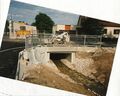neue Straßenbrücke über den <a class="mw-selflink selflink">Michelbach</a> an der  nach der Einmündung  in  im Juli 1997