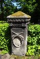 Einer der wenigen umgesetzten Grabsteine aus dem alten Friedhof an der Nürnberger Straße, heute <!--LINK'" 0:141-->, Mai 2020