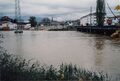 Hochwasser im <!--LINK'" 0:110--> von der <a class="mw-selflink selflink">Flutbrücke</a> aus im Februar 1999