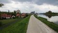 2015: Blick vom <a class="mw-selflink selflink">Main-Donau-Kanal</a> Weg auf die letzten Häuser der  und den 