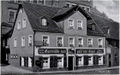 Postkarten-Ansicht der ehemaligen Gaststätte [[Zum Gold’nen Engel]] in der [[Heiligenstraße]].