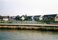 2001: Blick in die  (rechts die schon modernisierten ehemaligen US Wohnblocks) von der  am <a class="mw-selflink selflink">Main-Donau-Kanal</a> aus