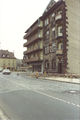 Abriss der Wohngebäude Uferstraße 3 u. 4, heute Auffahrt zur Kulturterrasse der <!--LINK'" 0:33-->. Im Hintergrund Königstr. 1