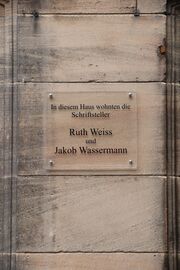 Gedenktafel Weiss Wassermann.jpg