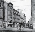 Die ehem. Sterngasse, heutige Ludwig-Erhard-Straße mit dem Geburtshaus von Ludwig Erhard, ca 1950.