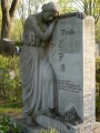 Kunstvoller alter Grabstein auf dem Fürther <!--LINK'" 0:86-->