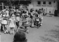 Kindergartenfest im Evang. <!--LINK'" 0:117--> mit Tante Dora am 15.07.1973