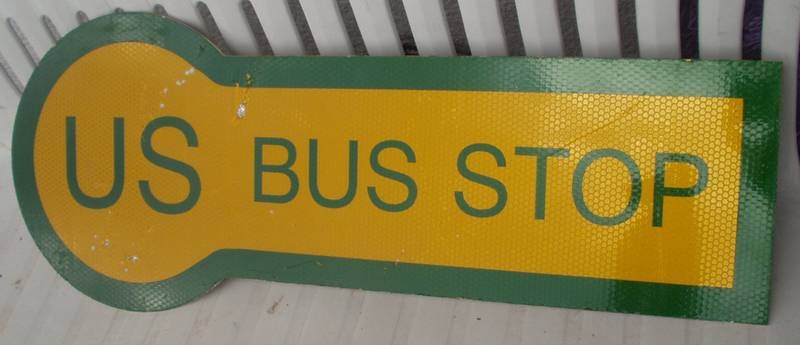 Datei:Bus stop-frm-1.jpg