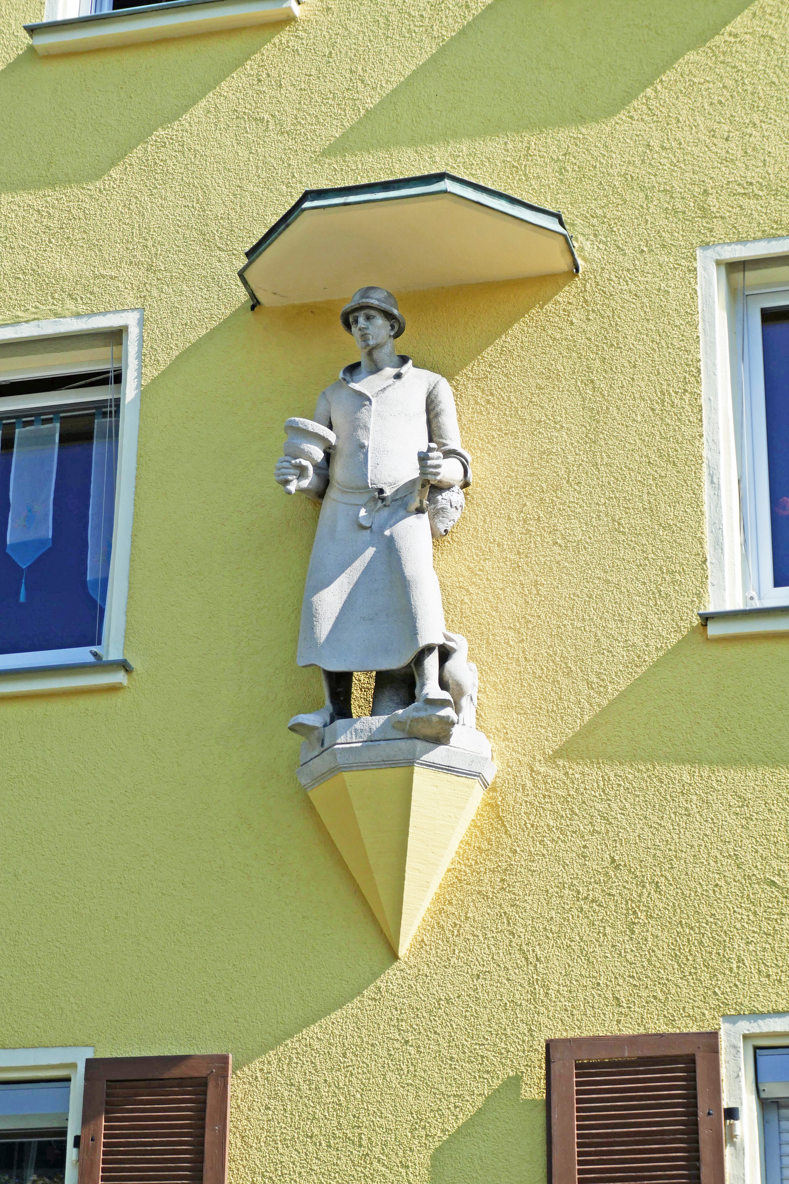 Ulmenstraße 3 08 2019 2.JPG