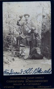 Ferdinand Schildknecht als Jäger.jpg