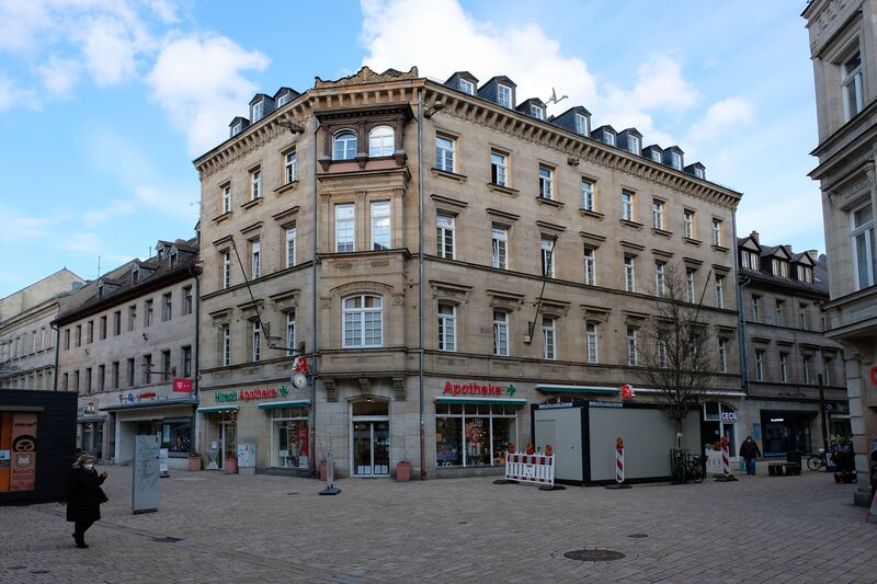 Datei:COVID 19 Schnelltest Container RBS Mrz 2021 1.jpg