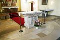 Der neue Altar aus dem Jahr 1991 der <a class="mw-selflink selflink">Herz-Jesu-Kirche</a> , 2020