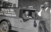 Erstes PP-Bäckereiauto, am Steuer Andreas Bär.jpg