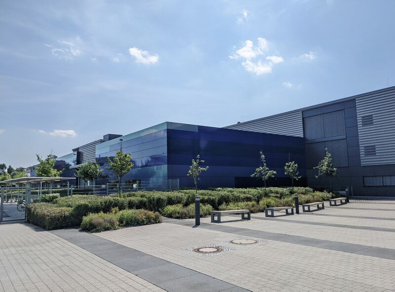 Datei:Fraunhofer Gebäude 082021 d.jpg