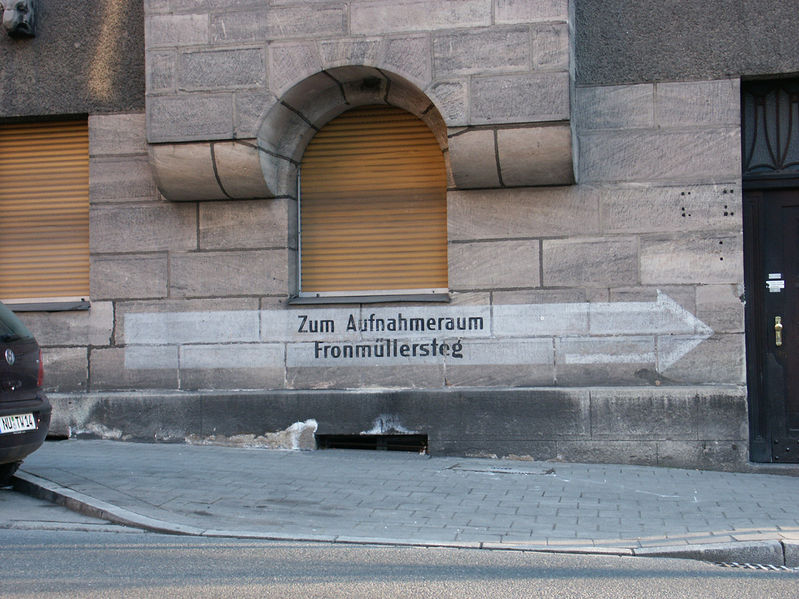 Datei:LS Fronmüllersteg Aufenthaltsraum April 2005.jpg