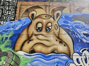 Graffiti Feuerwache Ausschnitt Elsbeth.jpg