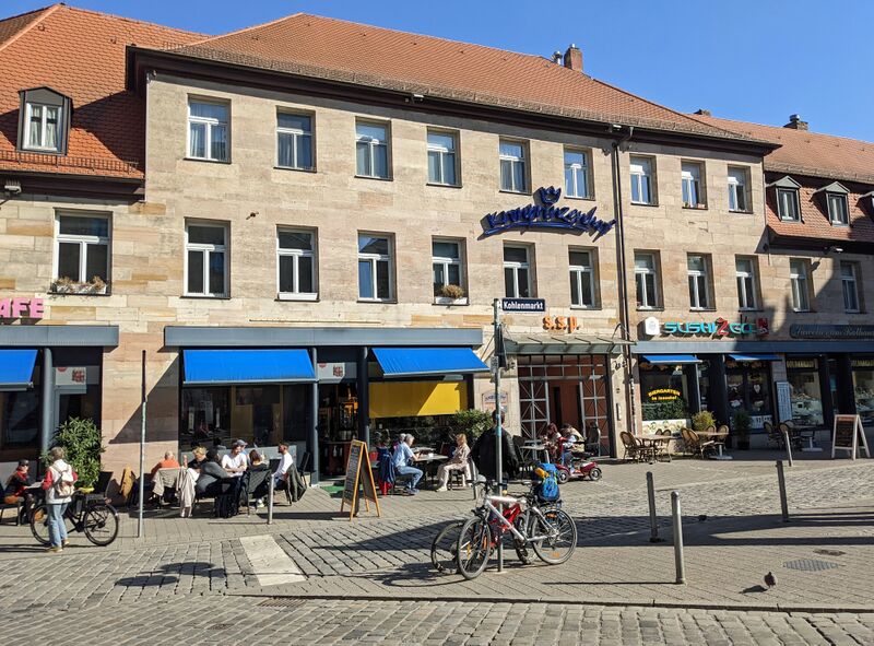 Datei:Kronprinzenhof 1 Mrz 2022.jpg