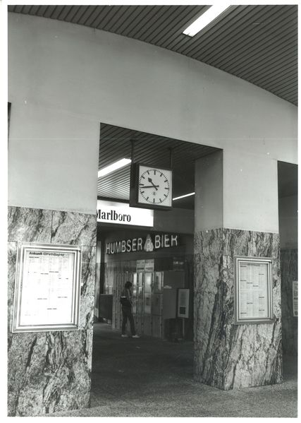 Datei:Hauptbahnhof 1982 (18).jpg