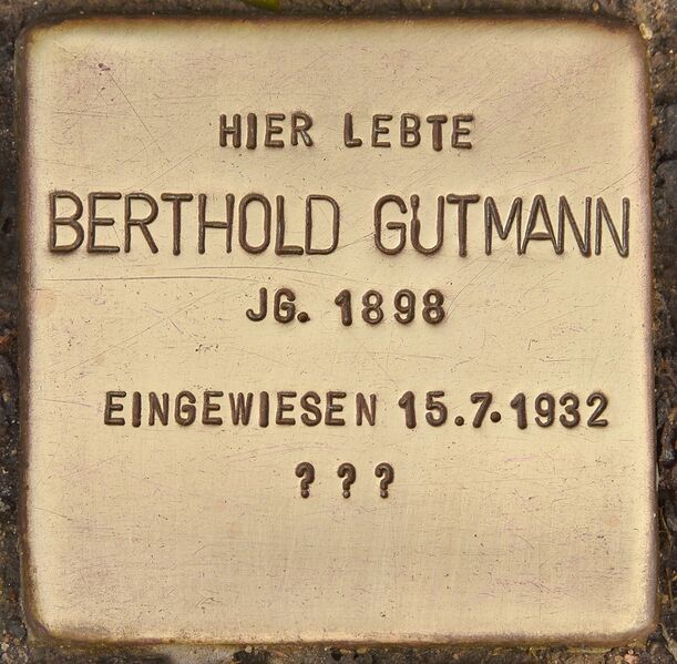 Datei:Stolperstein Berthold Gutmann (Erlangen) CC BY-NC-SA- Christian Michelides.jpg