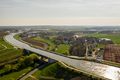 Blick über Atzenhof und Flexdorf - davor der Main-Donau-Kanal - links der Hafen, April 2019