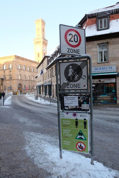 Datei:FFP2 Maskenverkauf Jan 2021.jpg