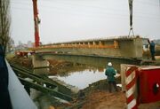 Stadelner Brücke Neubau Rad Fußbrücke 1994b.JPG