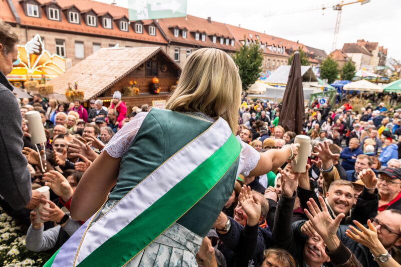 Datei:Kirchweiheröffnung Sept 2024 37.jpg