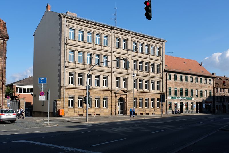 Datei:Schliemann Gymnasium 2017.jpg