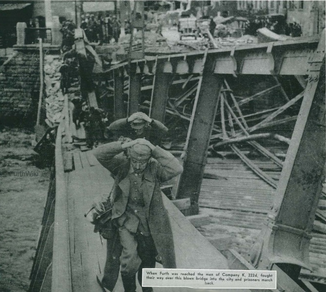 Datei:Zerstörte Maxbrücke 1945.jpg