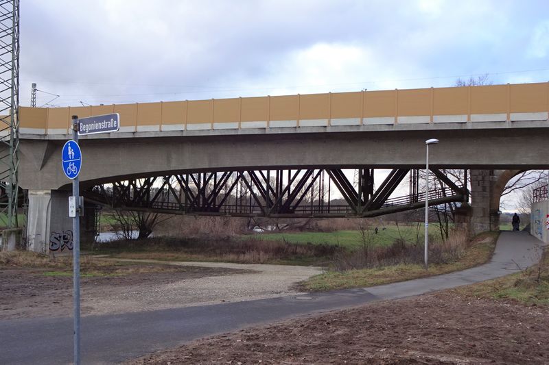 Datei:Regnitztalbrücke 2020.3.jpg