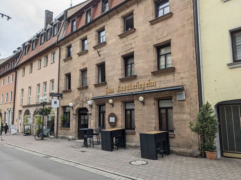 Datei:Alexanderstraße 6-8 Juni2023.jpg