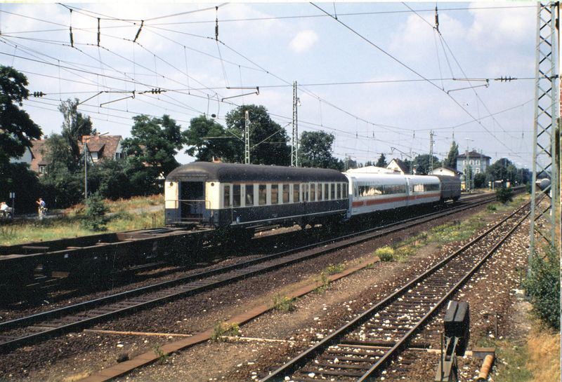 Datei:Bahnhof Vach 41.jpg