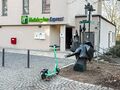 Die Bronzeplastik Gänsberg-Gänse von Heinz Heiber haben einen neuen Standort gefunden - hinter dem ... <span class="smw-highlighter" data-type="8" data-state="inline" data-title="Hinweis" title="Die Bronzeplastik Gänsberg-Gänse von Heinz Heiber haben einen neuen Standort gefunden - hinter dem Hotel Holiday Inn Express, März 2025Urheber: Kamran SalimiErstellungsdatum: 28. März 2025Lizenz: cc-by-sa-4.0"><span class="smwtticon note"></span><span class="smwttcontent">Die Bronzeplastik Gänsberg-Gänse von Heinz Heiber haben einen neuen Standort gefunden - hinter dem Hotel Holiday Inn Express, März 2025<br>Urheber: <!--LINK'" 0:22--><br>Erstellungsdatum: <!--LINK'" 0:23--> <!--LINK'" 0:24--><br>Lizenz: cc-by-sa-4.0</span></span>