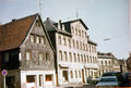 Mohrenstraße 2, das Geburtshaus von Leopold Ullstein. Links daneben Nr. 4, im Hintergrund Königstr. 76. 1969
