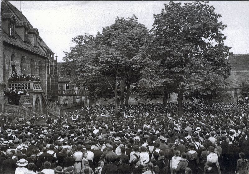 Datei:Fronmüller Glockenabgabe 1b.jpg