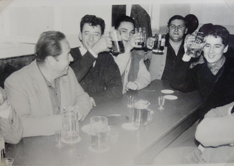 Datei:DSC04989 Weißes Ross Vach.JPG