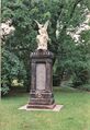 Grab-Denkmal von 1872 im Stadtpark, Juli 1998