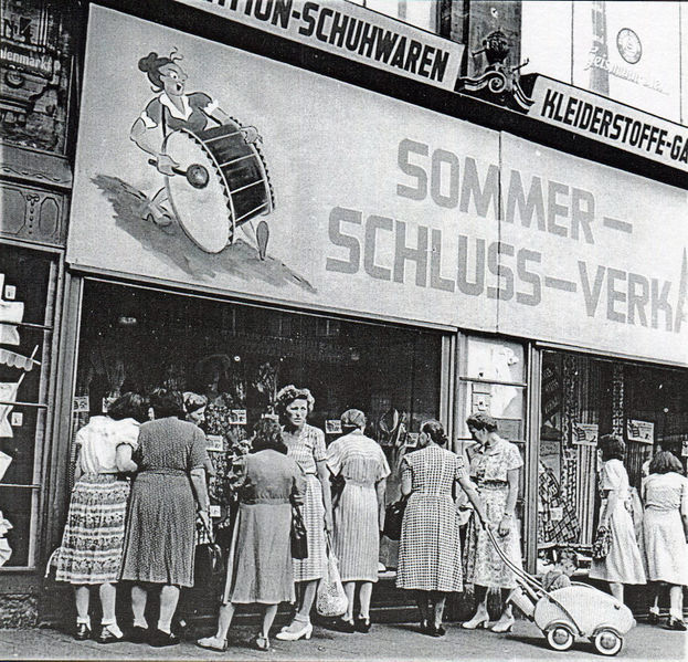 Datei:Kaufhaus Weißer Turm SSV.jpg