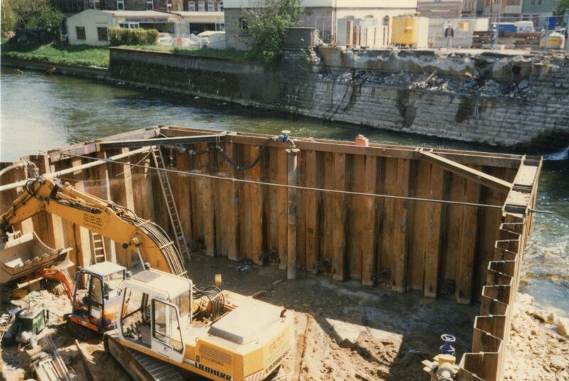 Datei:NL-FW 04 1209.2 KP Schaack U-Bahnhof Stadthalle 2.5.1997.jpg