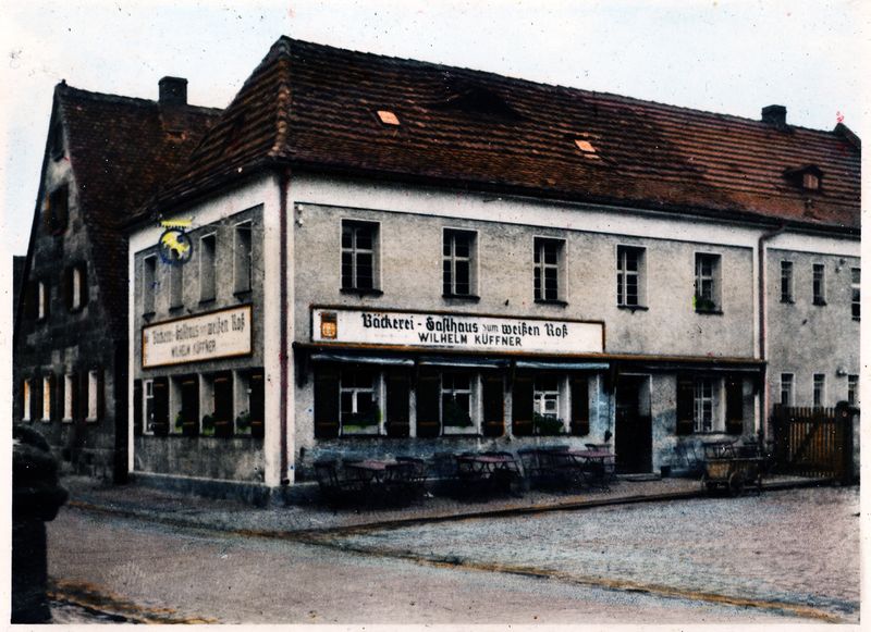 Datei:Weißes Roß, AD 1.jpg