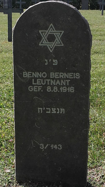 Datei:Berneis Grab.jpg