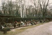 NL-FW 04 0390 KP Schaack Friedhof 5.1.1988.jpg