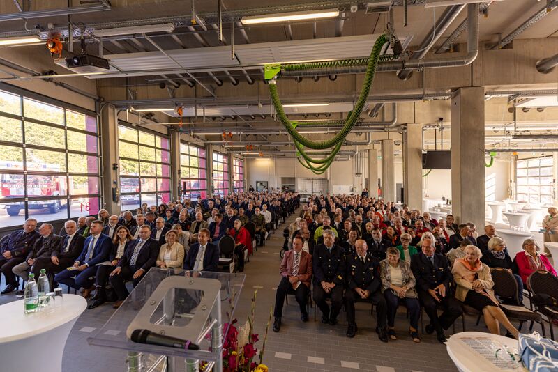Datei:Eröffnung Feuerwache Okt 2023.jpg