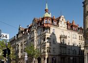 800px-Haus Nürnberger Straße 75 in Fuerth, von Sueden.jpg