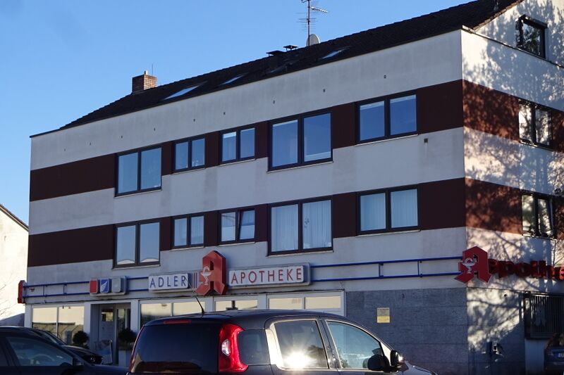 Datei:Adler Apotheke Stadeln 2024.1.jpg